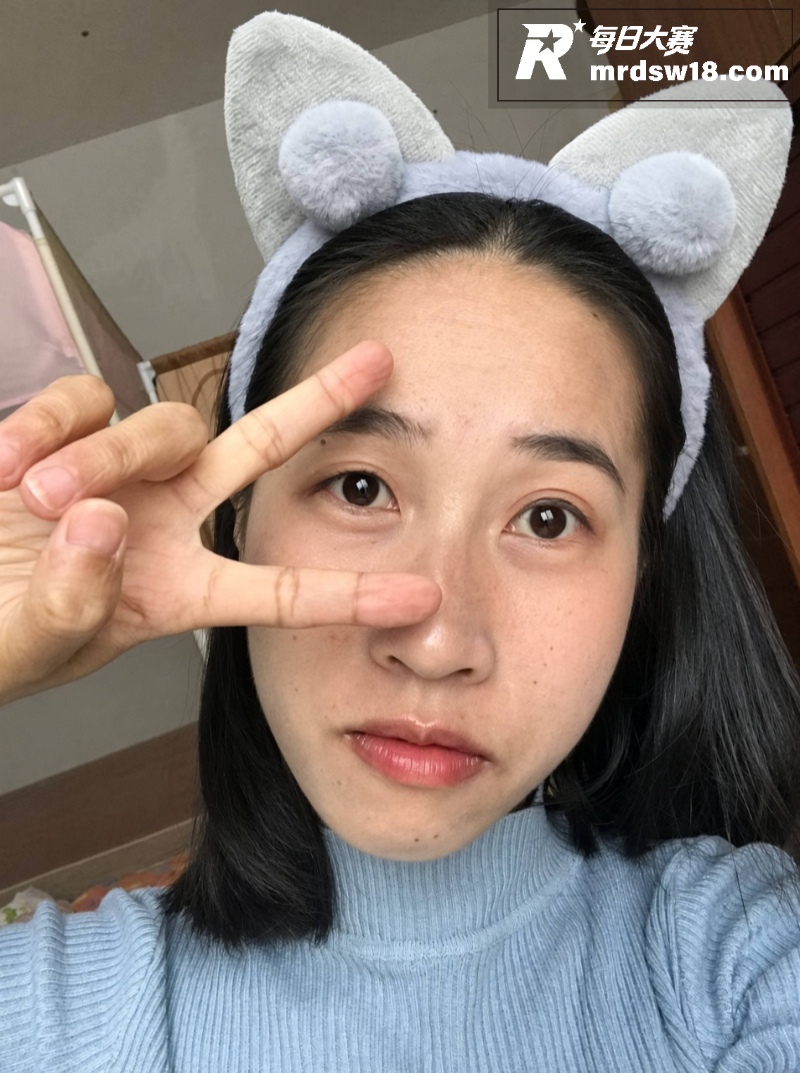 极品短发大奶少妇 猛相关图片2